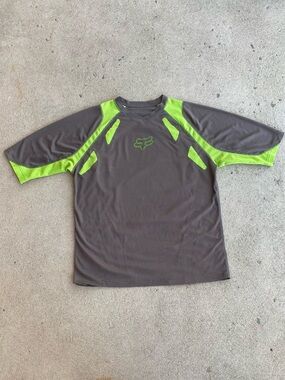 Grey & Green Fox Racing Athletic Tee Shirt
